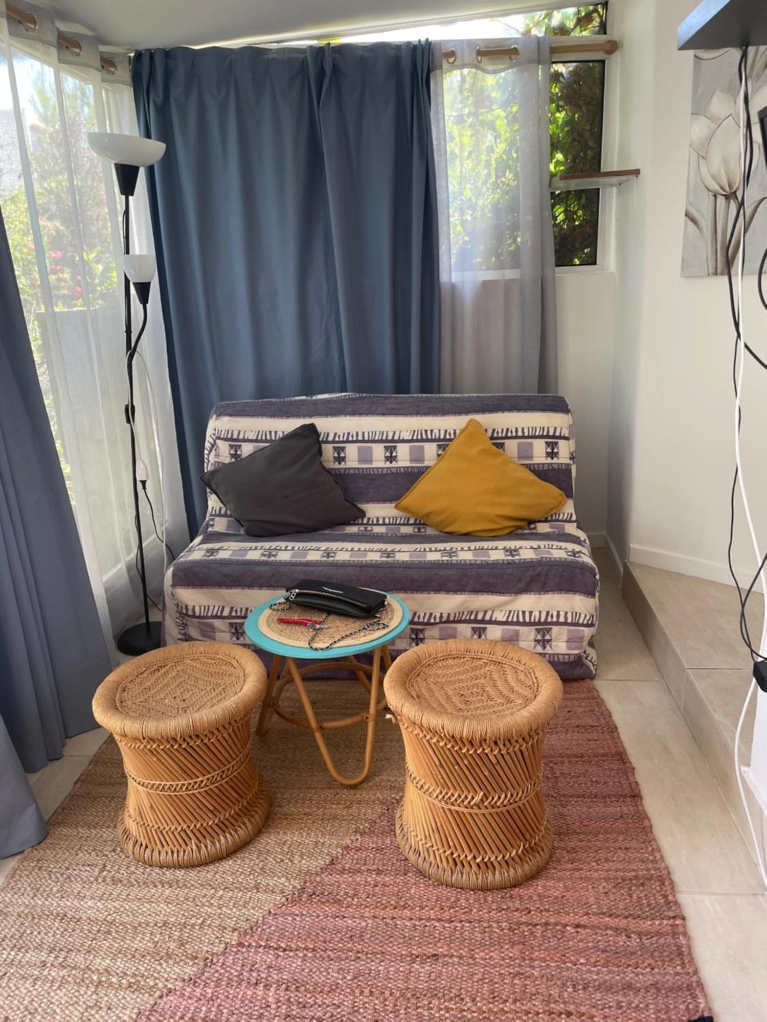 Appartamento Cozy House With Parking And Garden Nizza Esterno foto