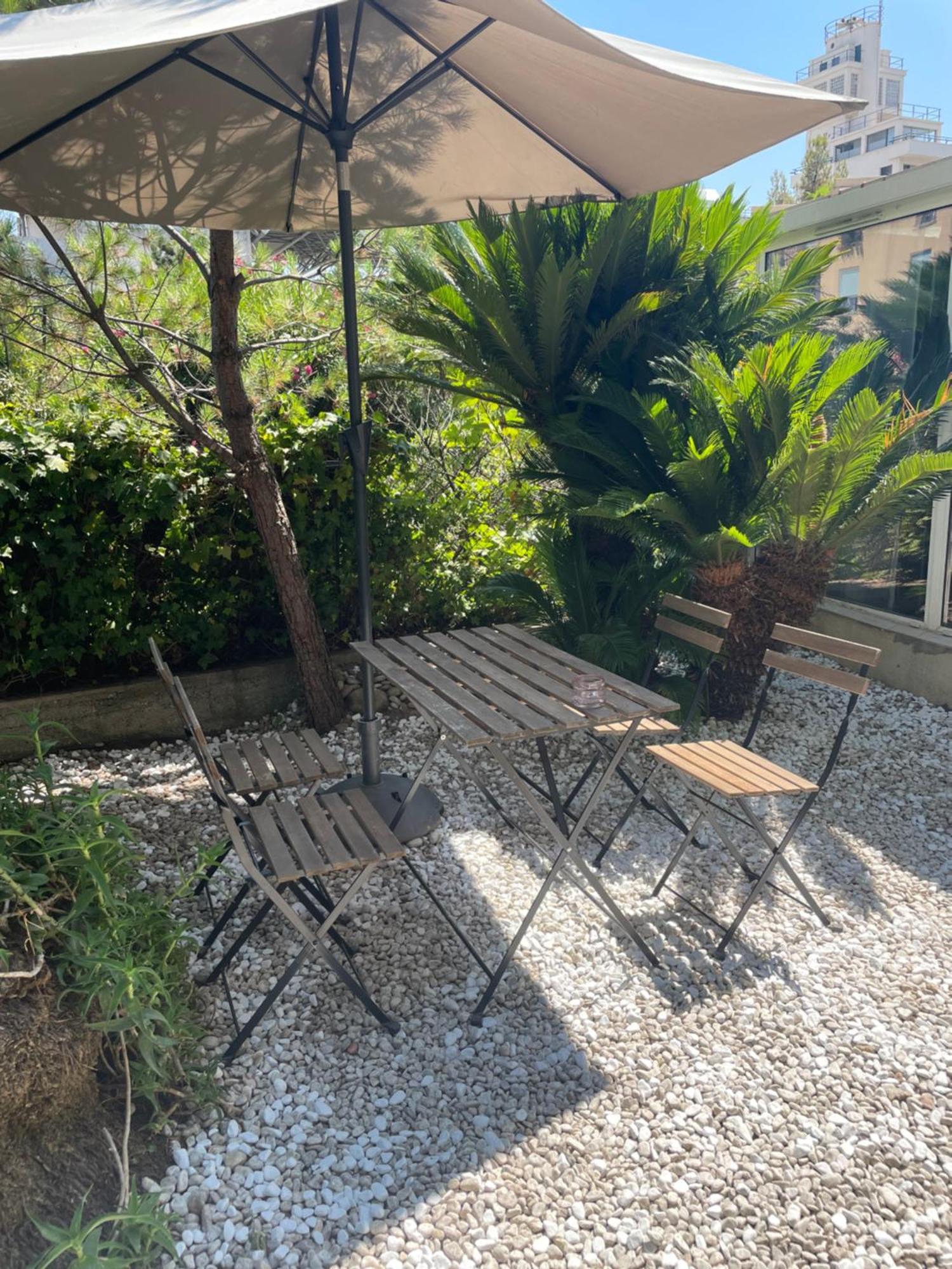 Appartamento Cozy House With Parking And Garden Nizza Esterno foto